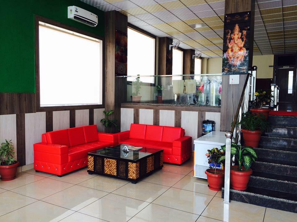 Maharaja Palace Hotel Rohtak Luaran gambar