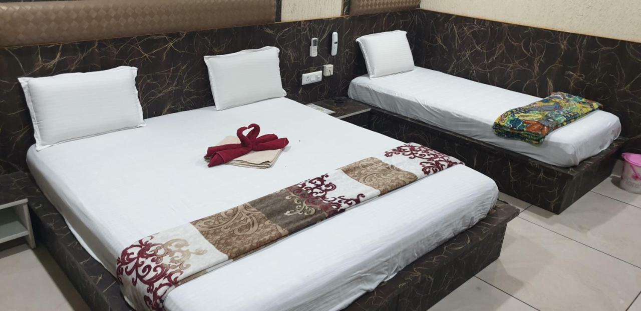 Maharaja Palace Hotel Rohtak Luaran gambar